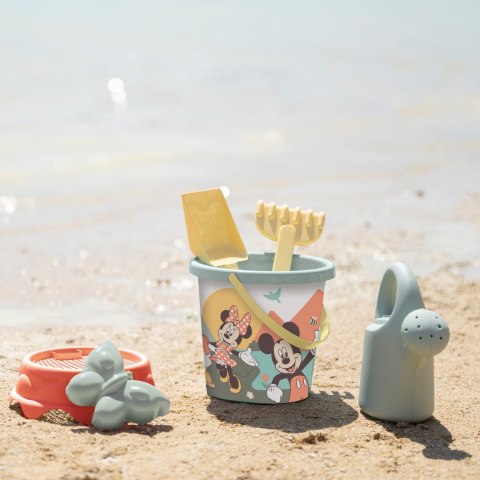 Smoby SMOBY GREEN Wiaderko z Akcesoriami do Piasku i Konewką z Bioplastiku Smoby SMOBY GREEN Wiaderko z Akcesoriami do Piasku i Konewką z Bioplastiku