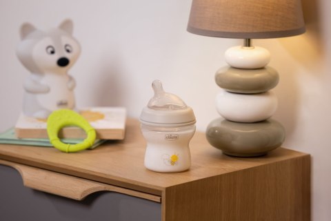 CHICCO 00081311300000 Butelka NF plastikowa 0m+ 150 ml neutralna CHICCO 00081311300000 Butelka NF plastikowa 0m+ 150 ml neutralna
