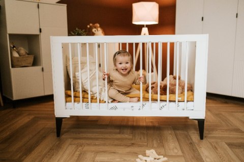 KLUPŚ Łóżeczko dziecięce MIA 120x60 biel KLUPŚ Łóżeczko dziecięce MIA 120x60 biel